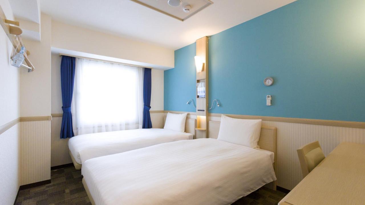 Toyoko Inn Shiki Eki Higashi Guchi Екстериор снимка