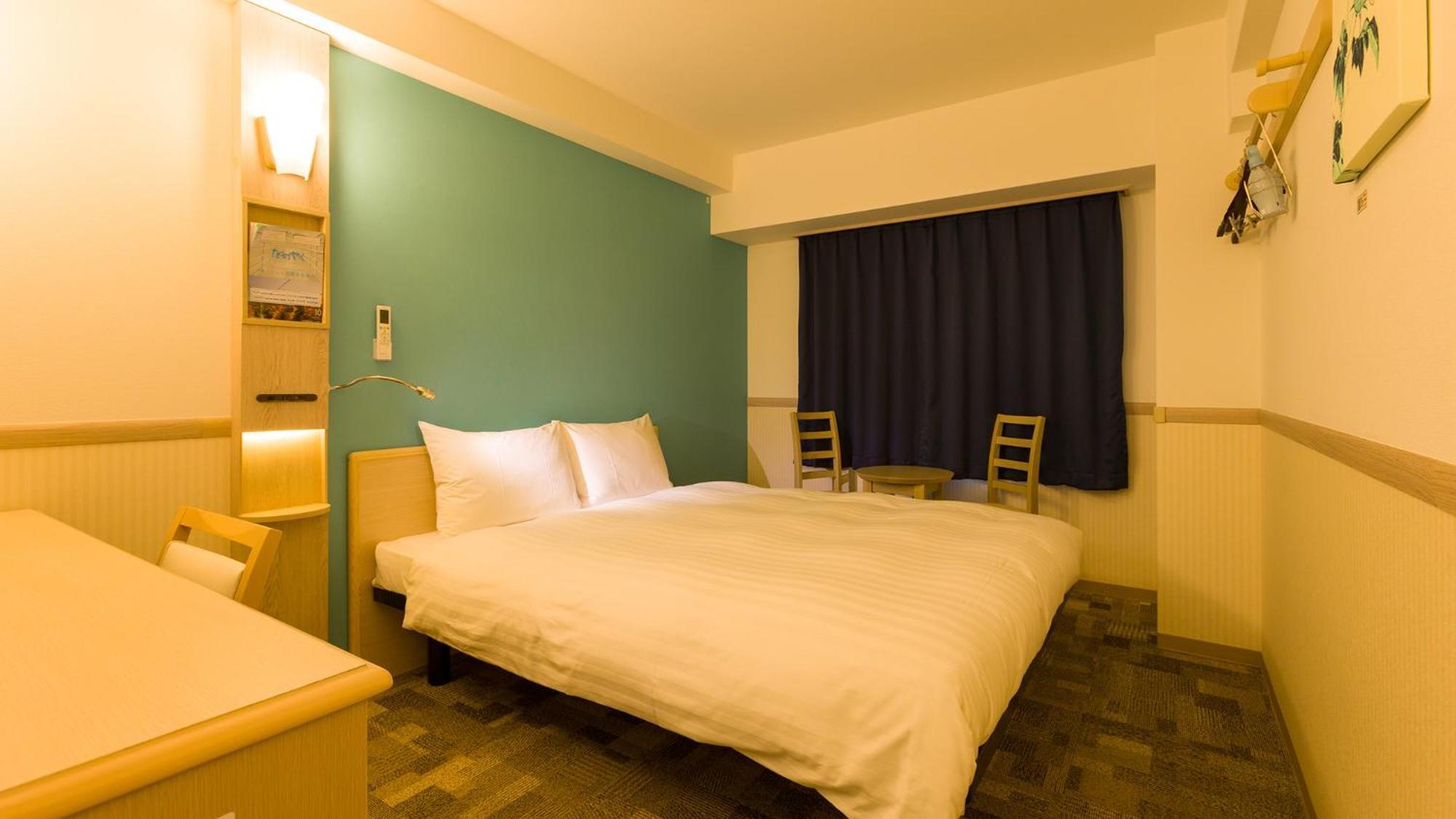 Toyoko Inn Shiki Eki Higashi Guchi Стая снимка