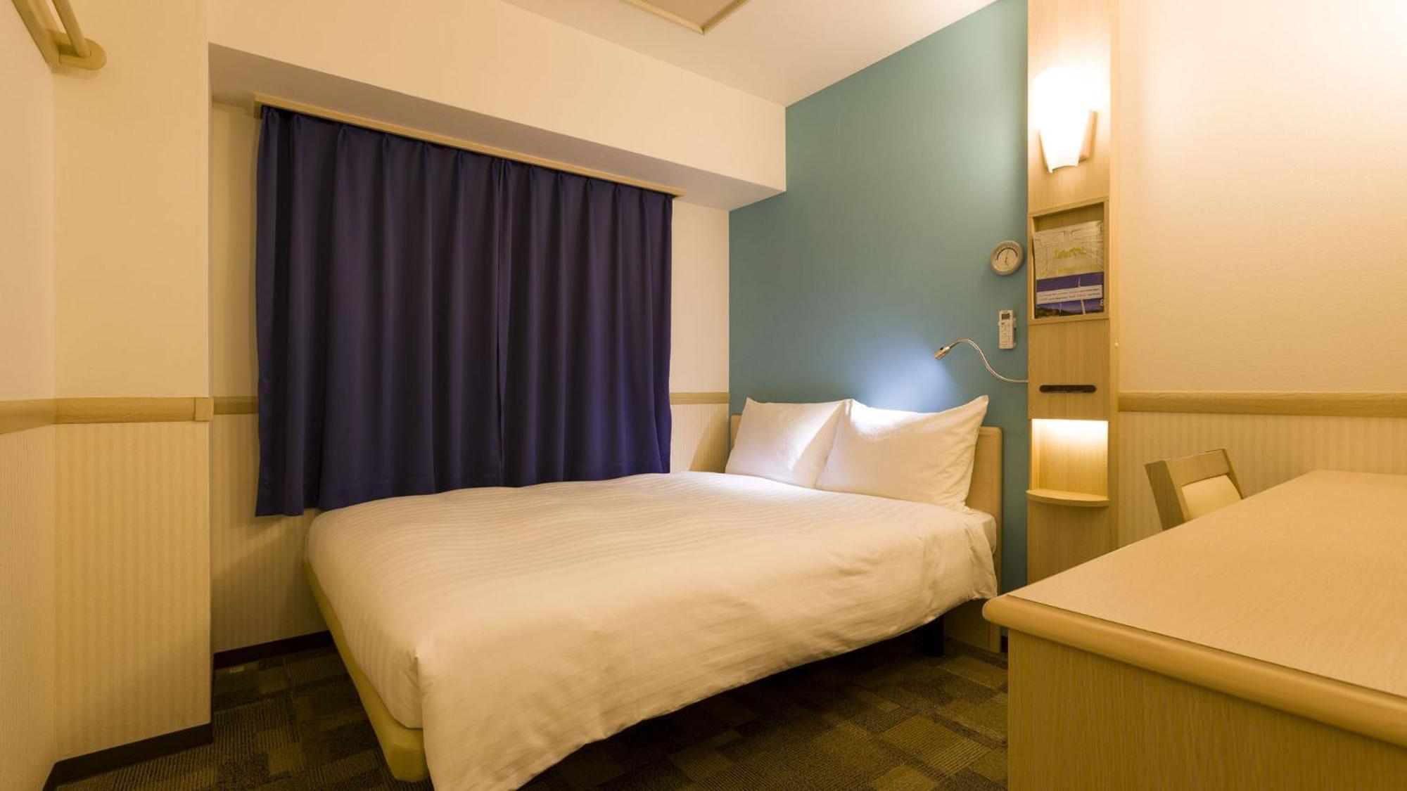Toyoko Inn Shiki Eki Higashi Guchi Стая снимка