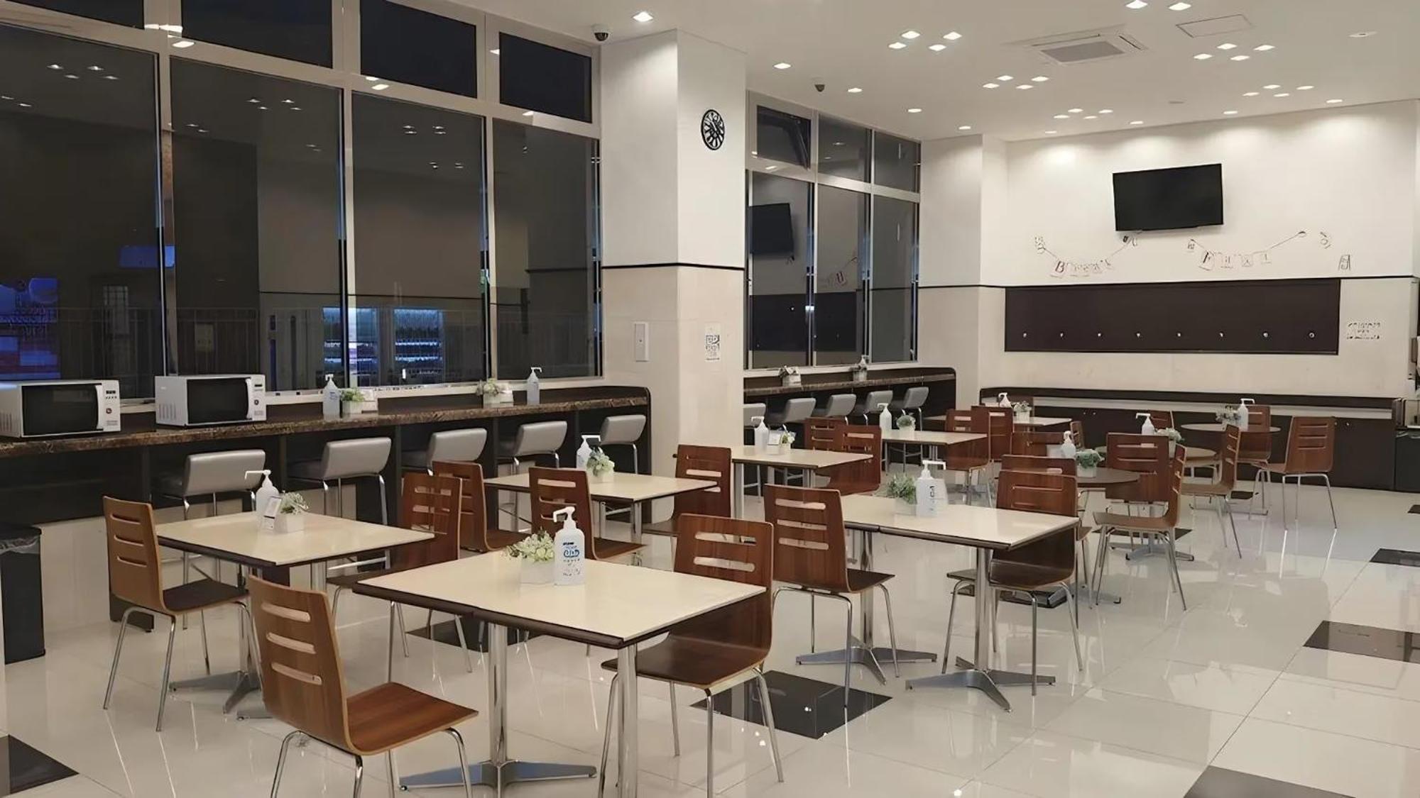 Toyoko Inn Shiki Eki Higashi Guchi Екстериор снимка